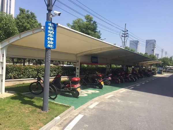 車(chē)棚膜結構
