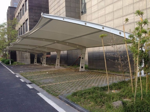 車(chē)棚膜結構